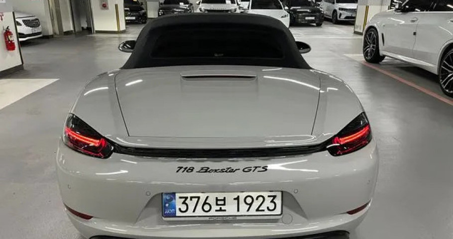 Porsche 718 