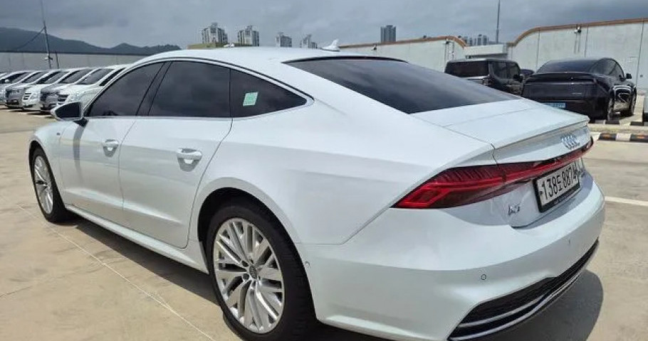 Audi A7 