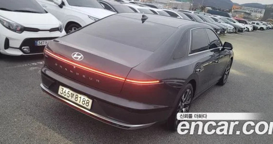 Hyundai Grandeur 