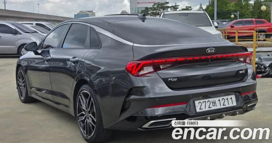 Kia K5 