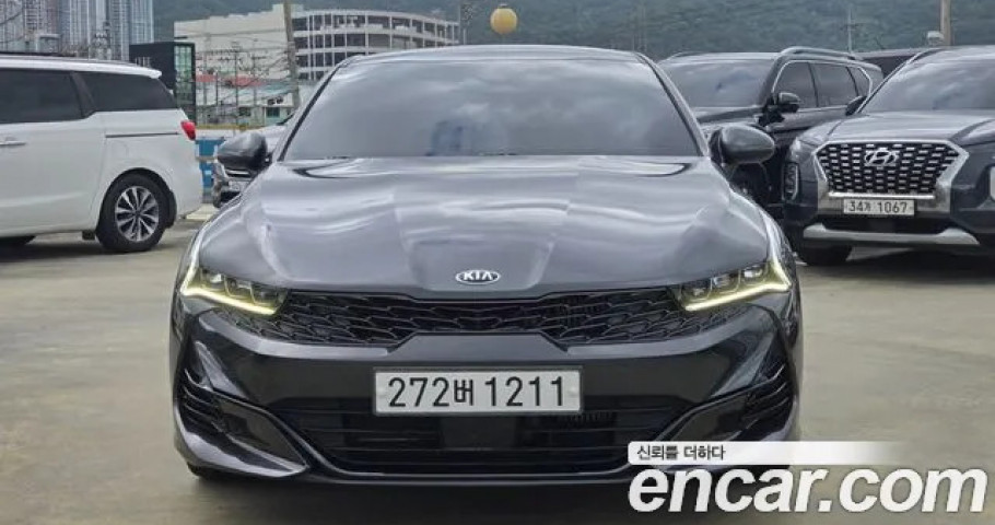 Kia K5 