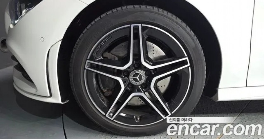 Mercedes-Benz Cla-Class 
