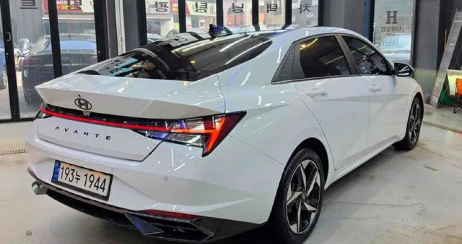 Hyundai Avante (Elantra) 
