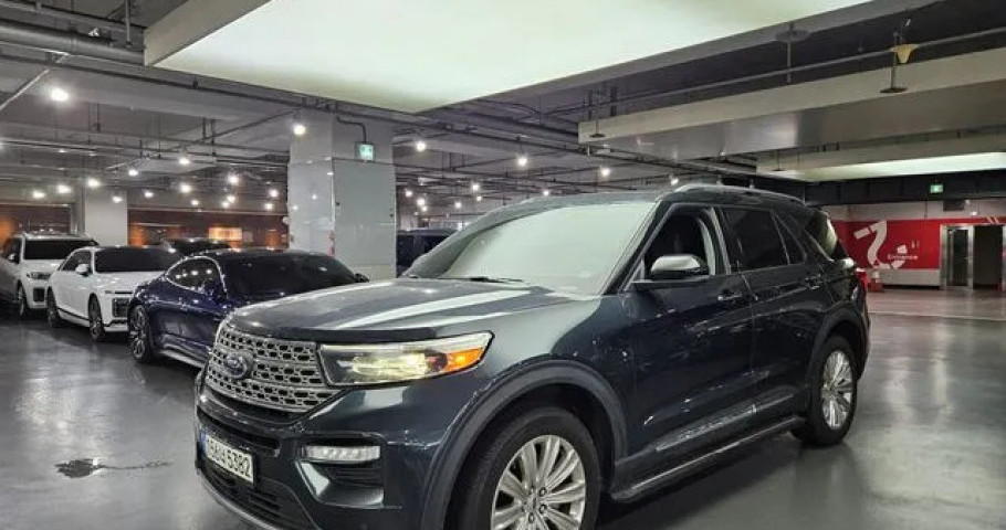 Ford Explorer 