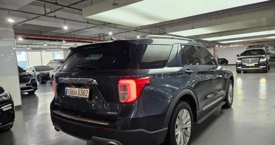Ford Explorer 