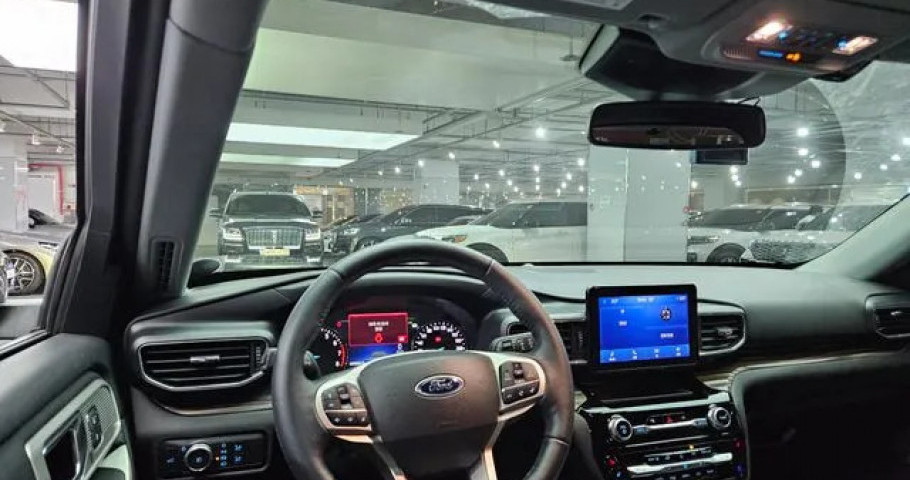 Ford Explorer 