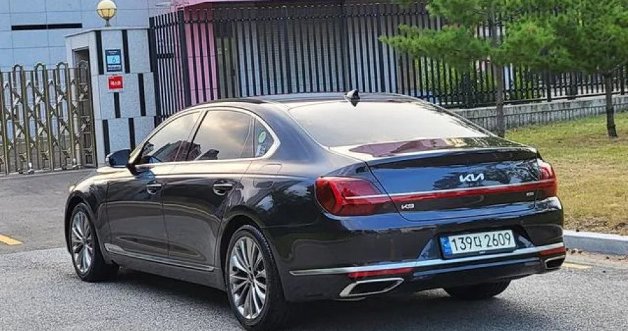 Kia K9 