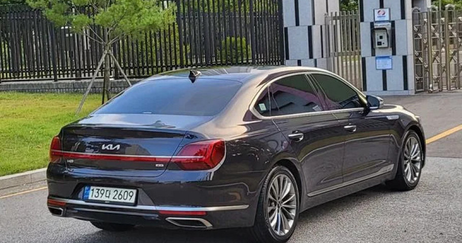 Kia K9 