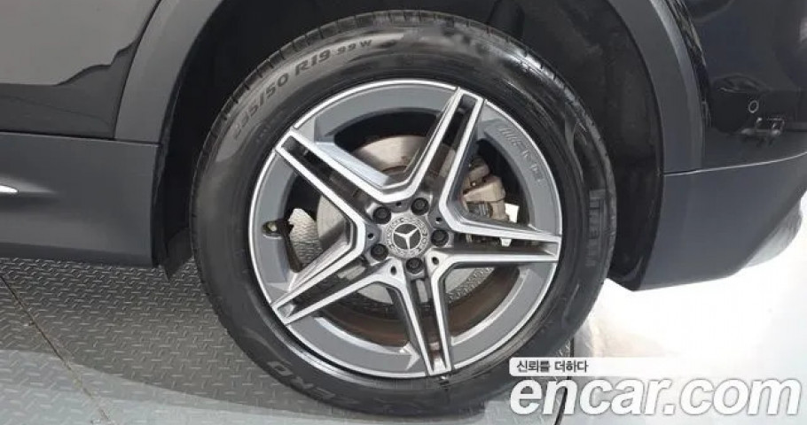 Mercedes-Benz Glb-Class 