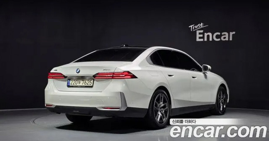Bmw 5-Series 