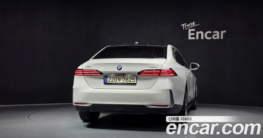 Bmw 5-Series 