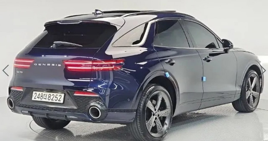 Genesis Gv70 
