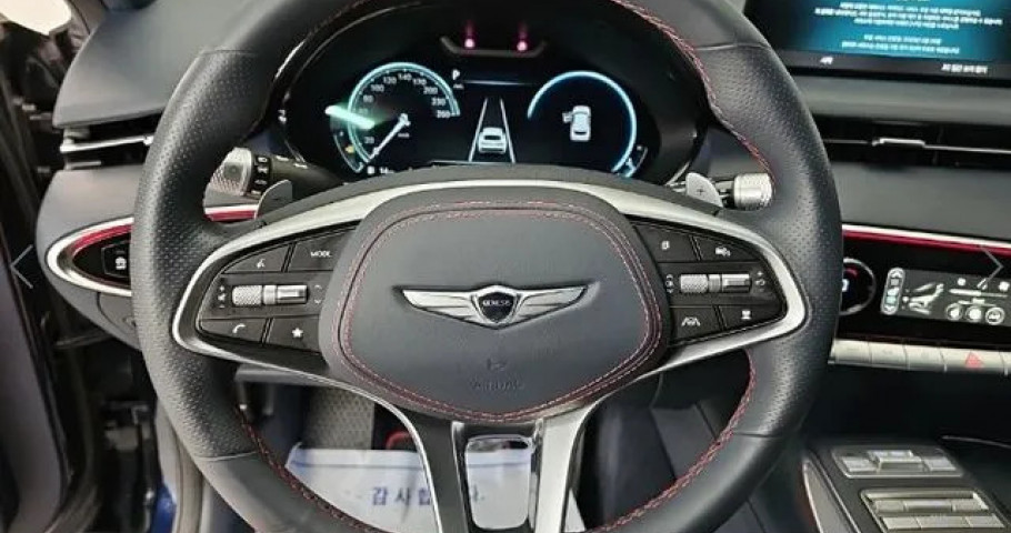 Genesis Gv70 