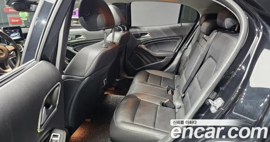 Mercedes-Benz Gla-Class 
