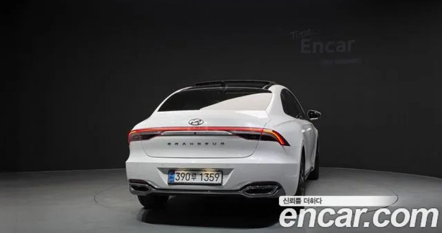 Hyundai Grandeur 