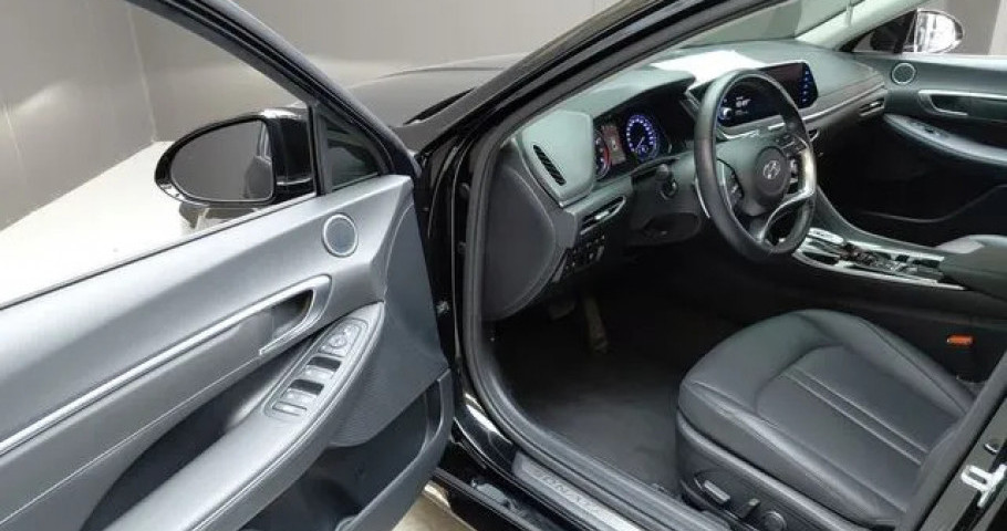 Hyundai Sonata 