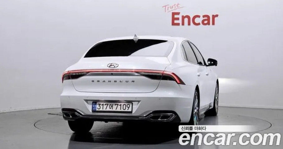 Hyundai Grandeur 