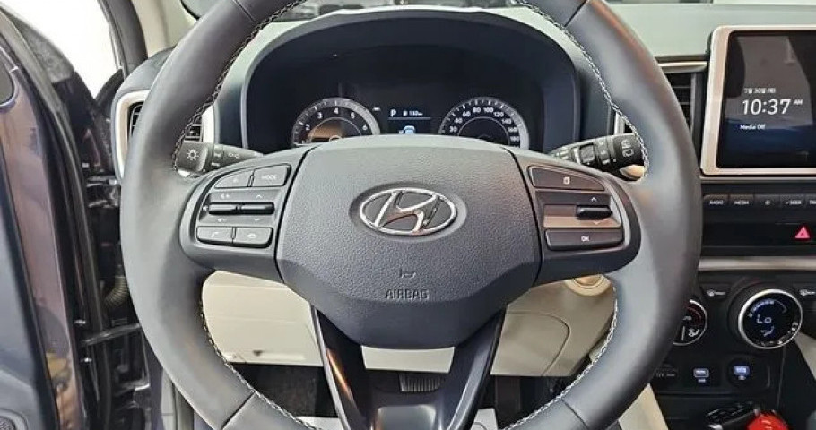 Hyundai Venue 