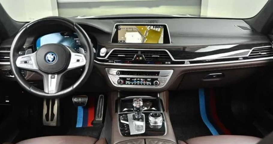 Bmw 7-Series 