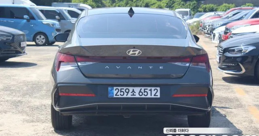 Hyundai Avante (Elantra) 