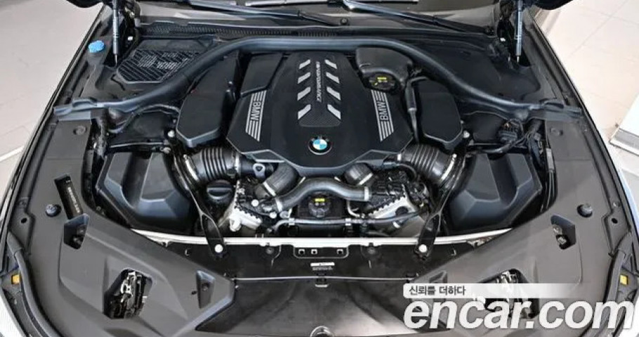 Bmw 8-Series 