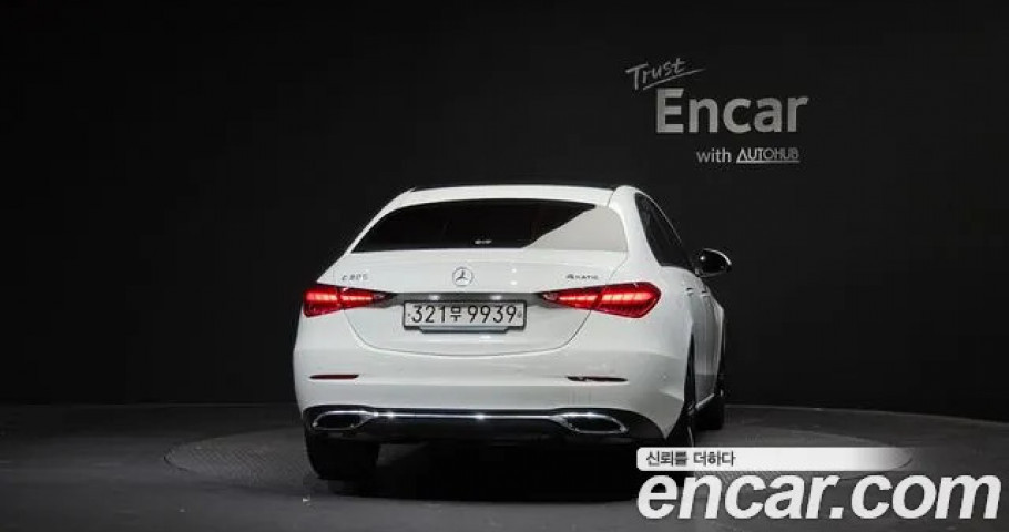 Mercedes-Benz C-Class 