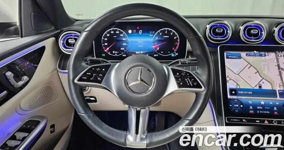 Mercedes-Benz C-Class 