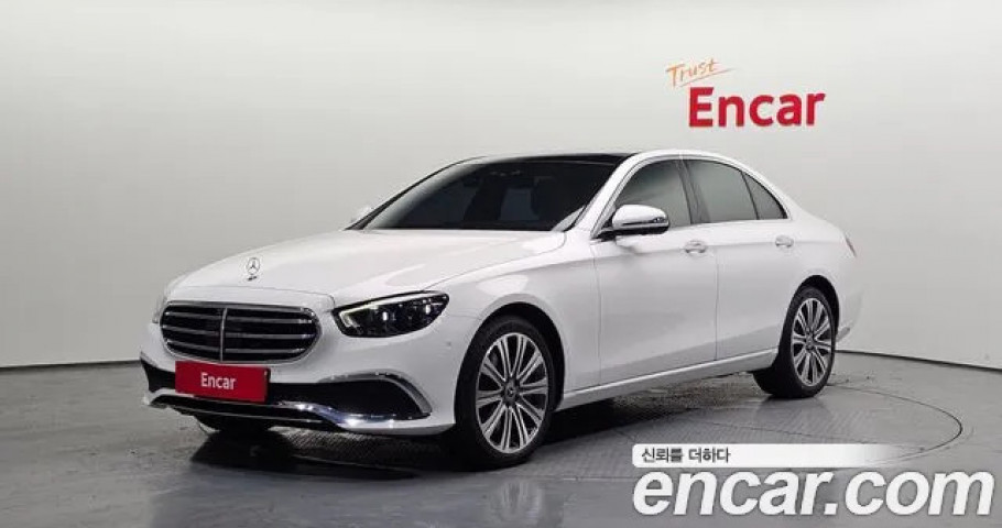 Mercedes-Benz E-Class 