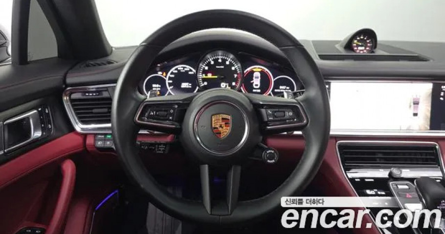 Porsche Panamera 