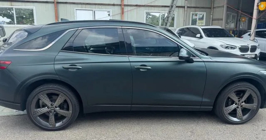 Genesis Gv70 