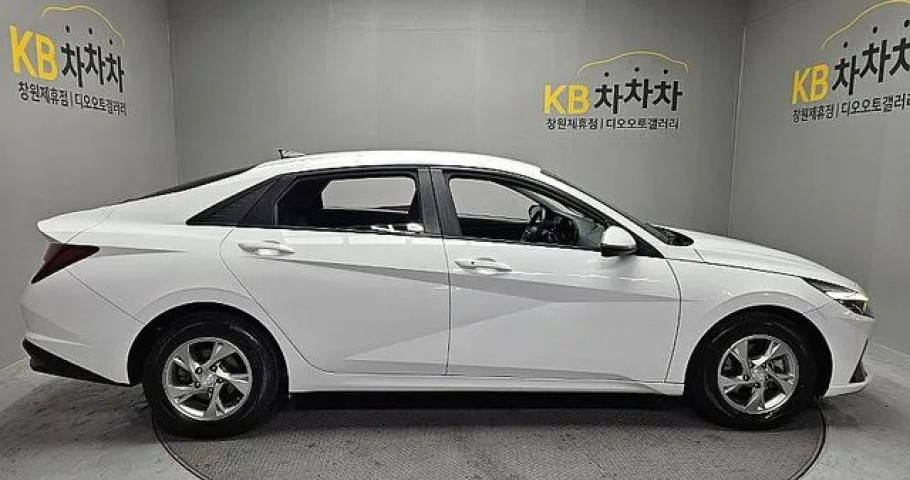 Hyundai Avante (Elantra) 