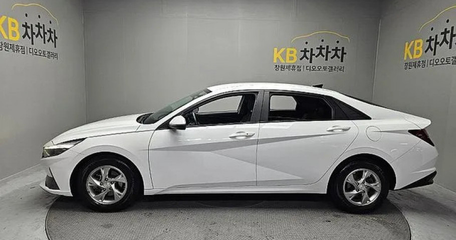 Hyundai Avante (Elantra) 