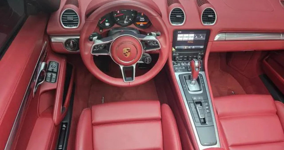 Porsche 718 