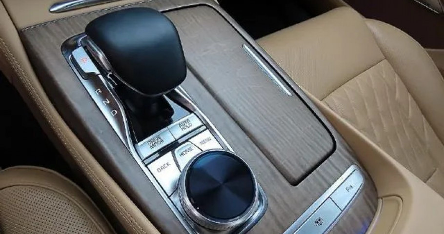 Kia K9 