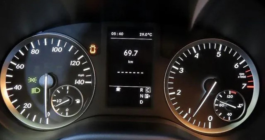 Mercedes-Benz V-Class 