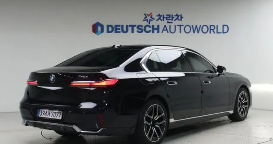 Bmw 7-Series 