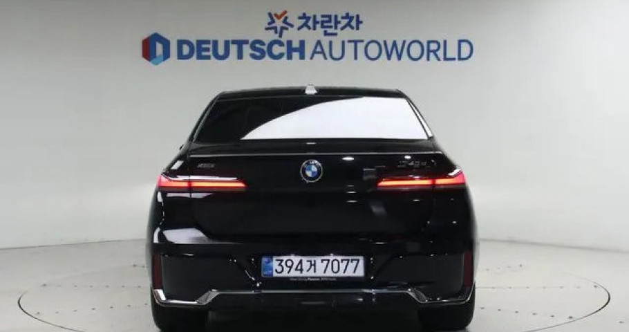 Bmw 7-Series 