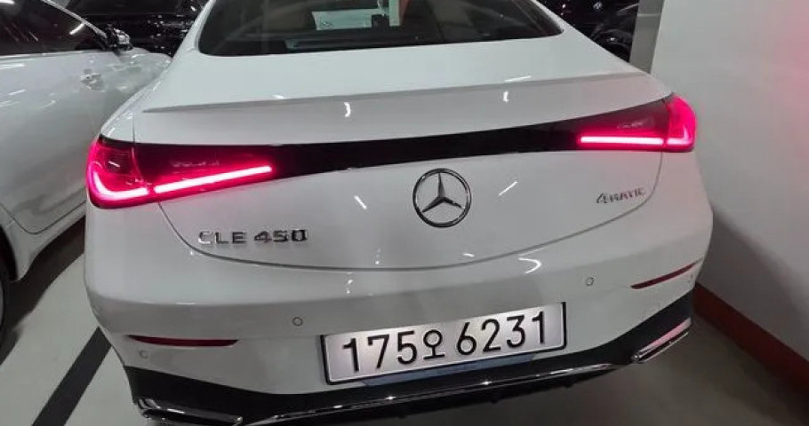 Mercedes-Benz Cle-Class 