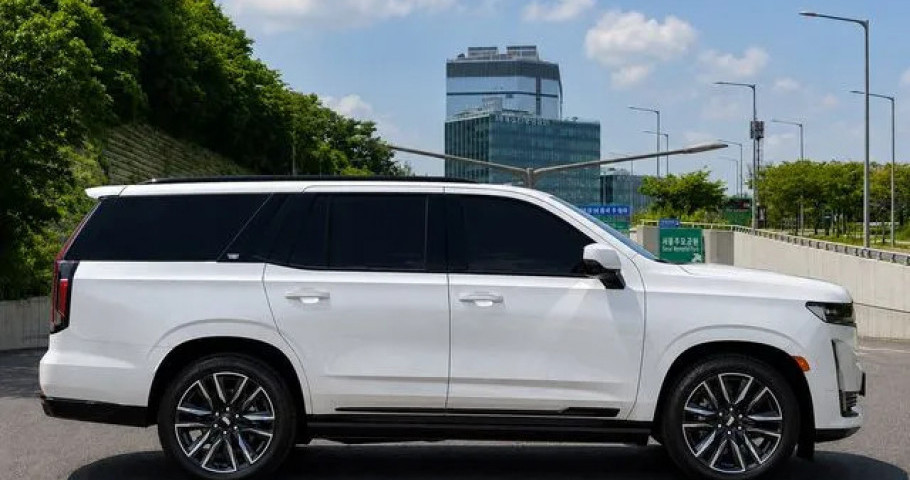 Cadillac Escalade 