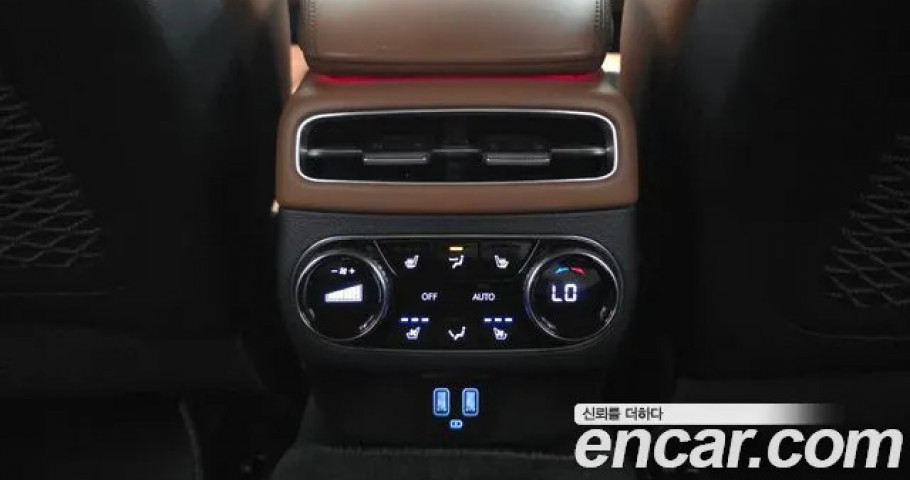 Genesis Gv70 