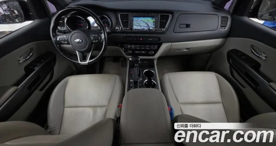 Kia Carnival 