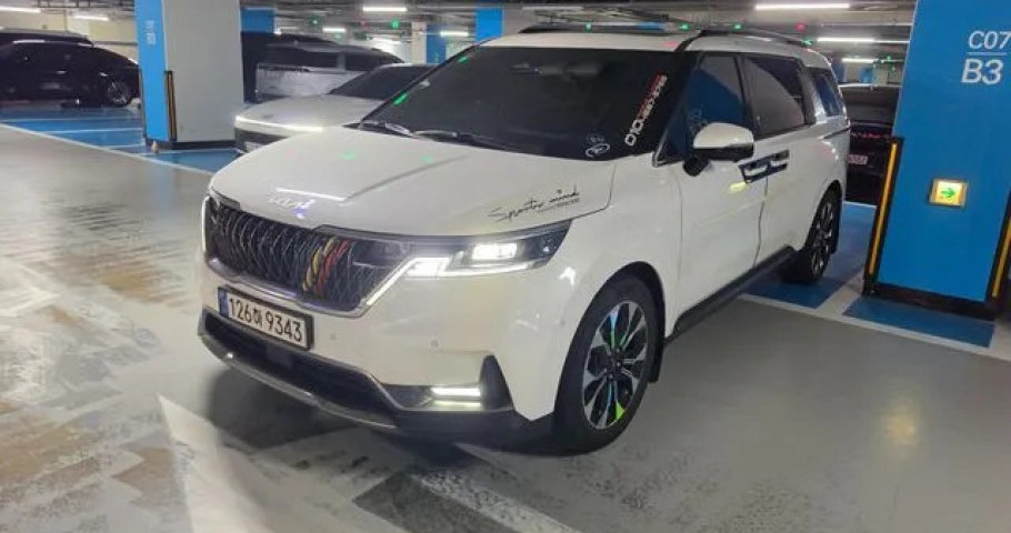 Kia Carnival 