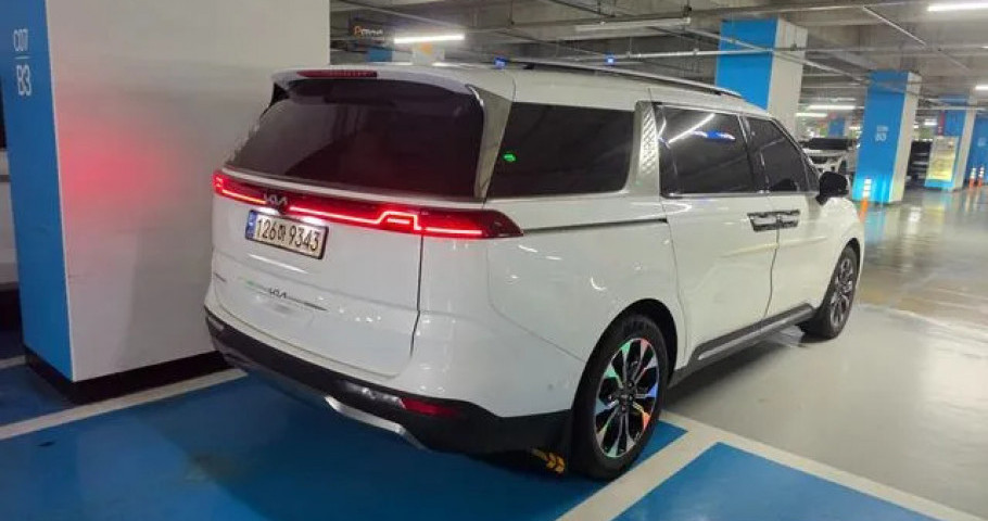 Kia Carnival 