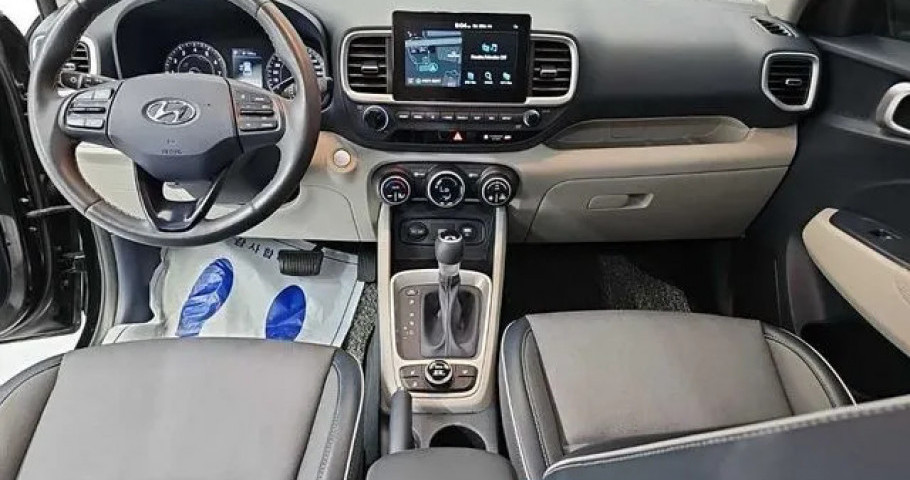 Hyundai Venue 