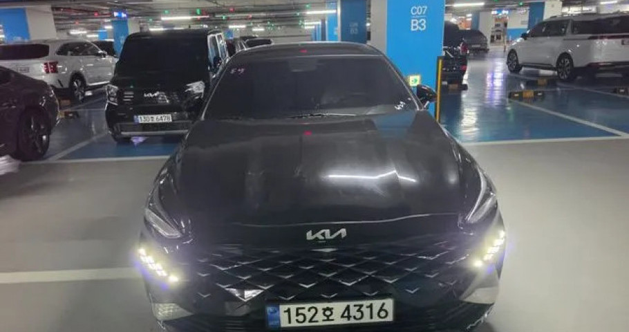 Kia K8 