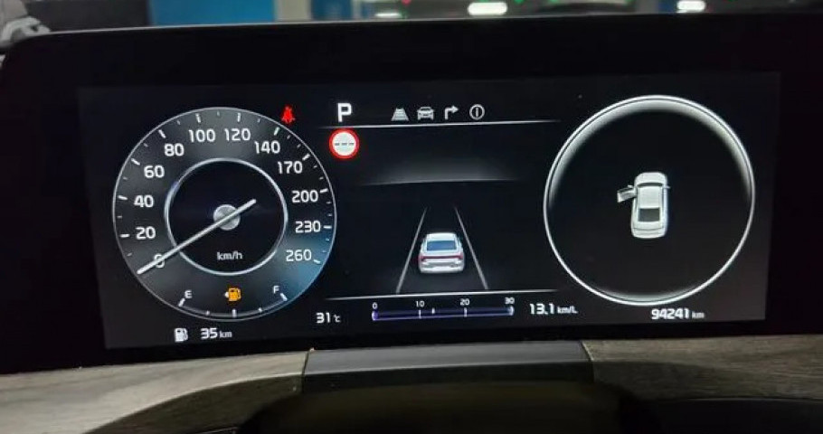 Kia K8 