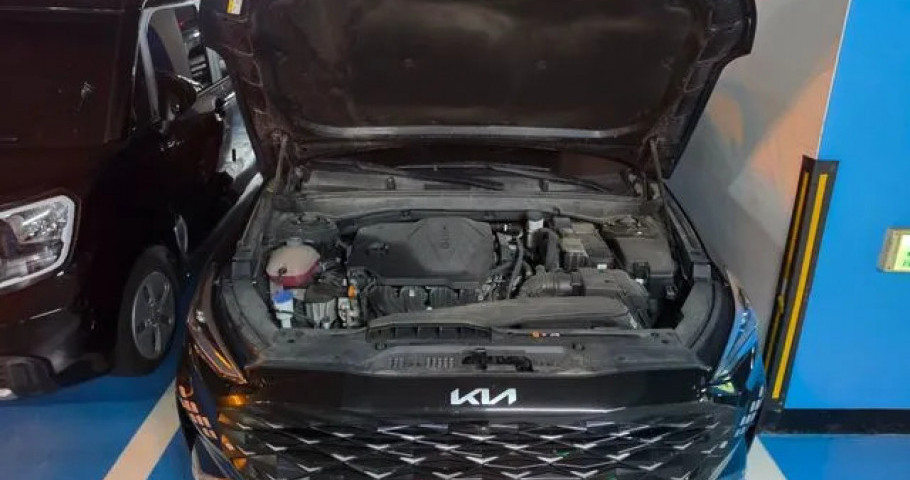 Kia K8 