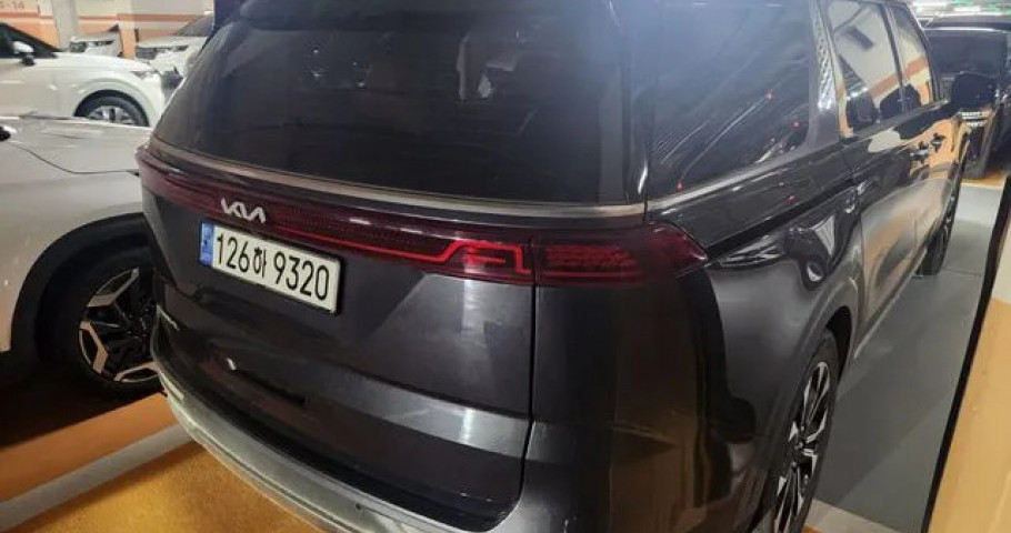 Kia Carnival 