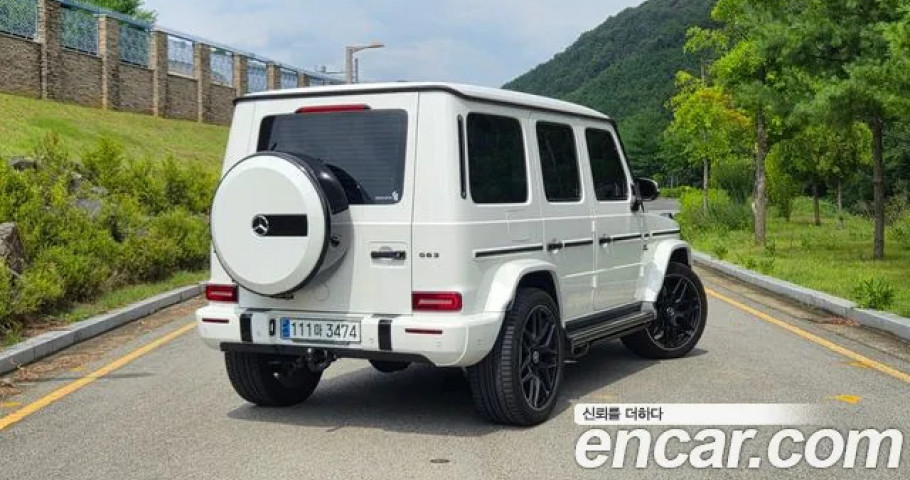 Mercedes-Benz G-Class 