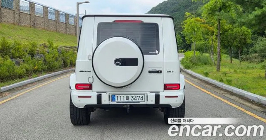 Mercedes-Benz G-Class 